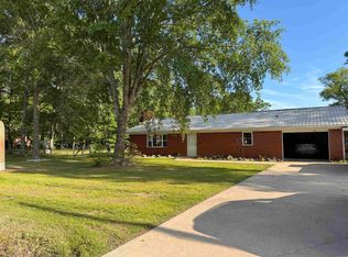 612 Tracy Rd, Pine Bluff, AR 71602