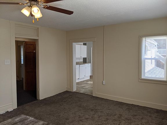 3rd image of 410 S Main St APT 3