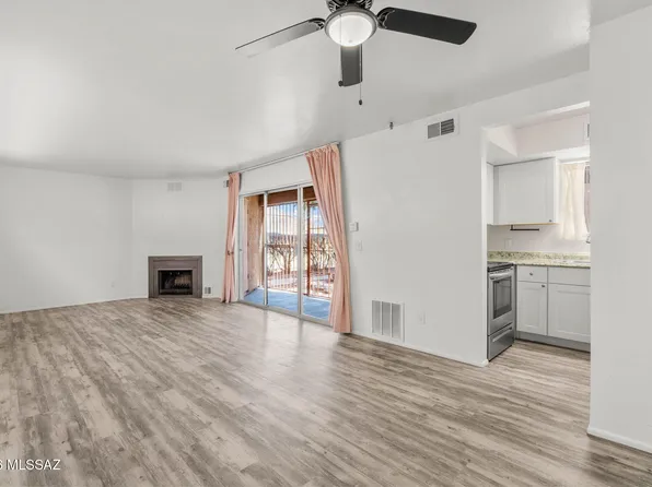 2601 W Broadway Blvd APT 286, Tucson, AZ 85745