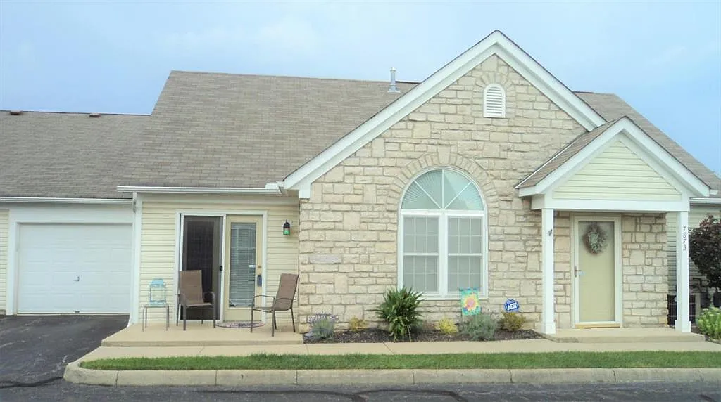 7873 Meadowlark Ln photo 1