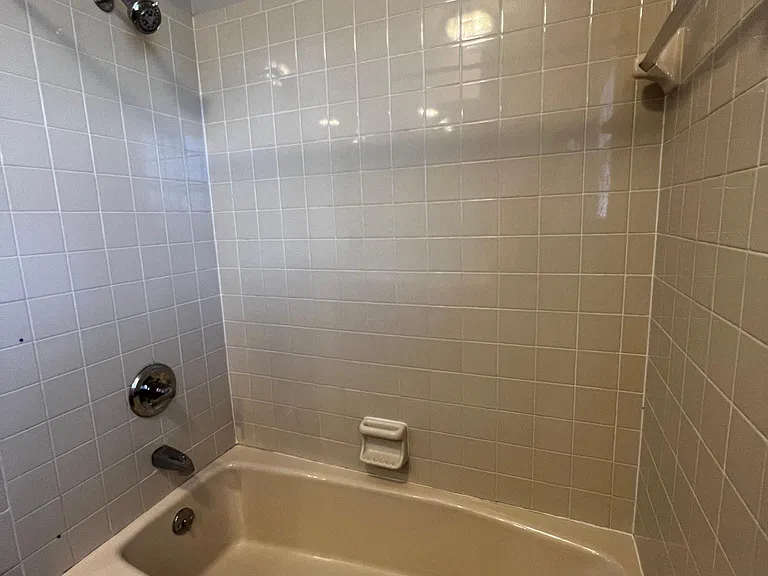 1100 Stowbridge Ln — Photo 35