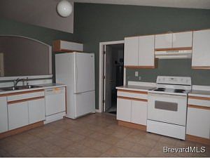 4th image of 2980 Tivoli Ave SE