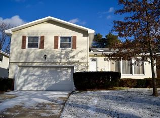 3425 Purdue St, Cuyahoga Falls, OH 44221
