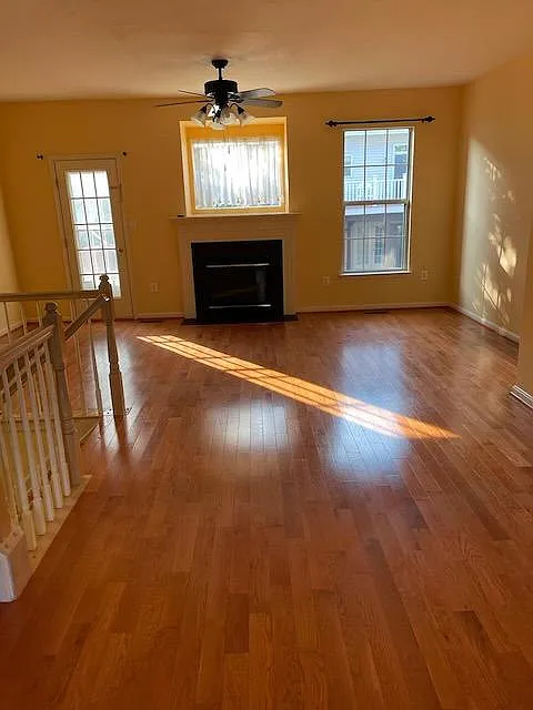 3 bed, 1496 sqft, $2,800 — Photo 3