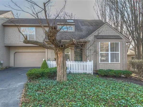 4016 W 79th St, Prairie Village, KS 66208