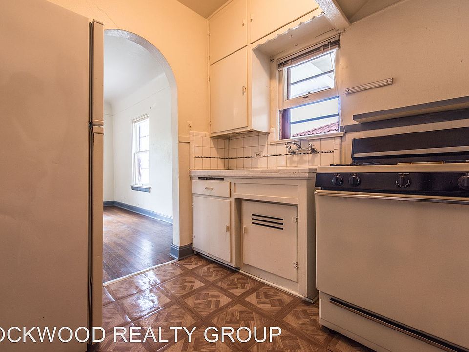 1st image of 152 Harrigan Ct APT 04