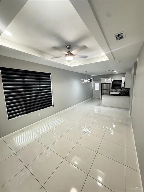 2 bed, 2.0 bath, 944 sqft, $1,225 — Photo 3