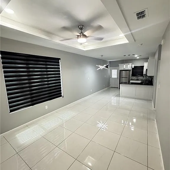 2113 E San Andrea St #1 — Photo 3