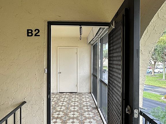 2nd image of 102 Lake Pine Cir APT B-2