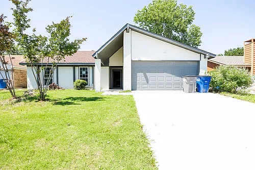 2609 Herring Cir Photo 1