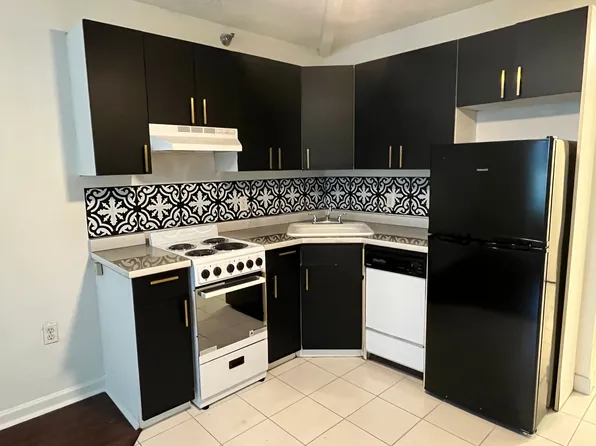 224 E Garden St, Pensacola, FL