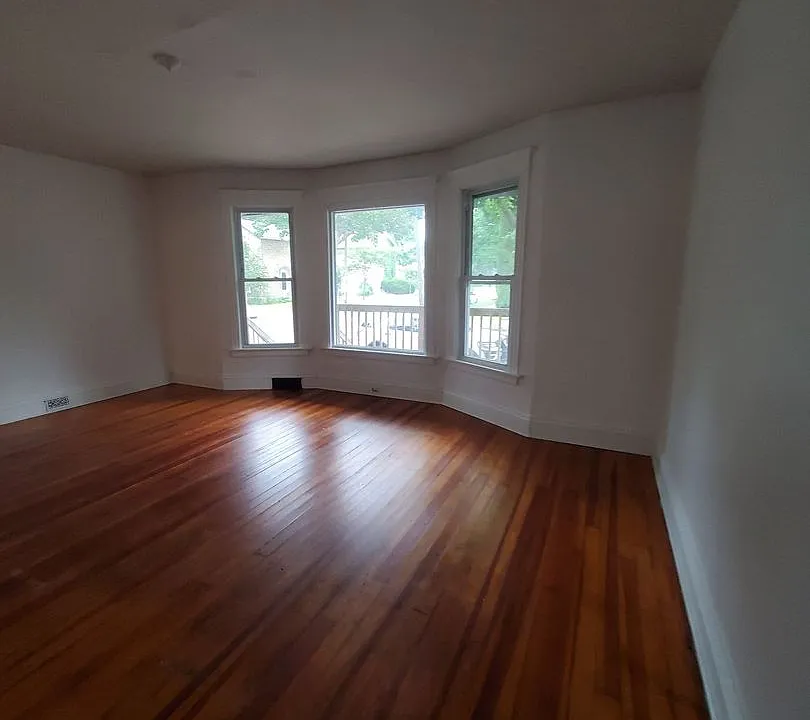 900 W Villa St. (Duplex)