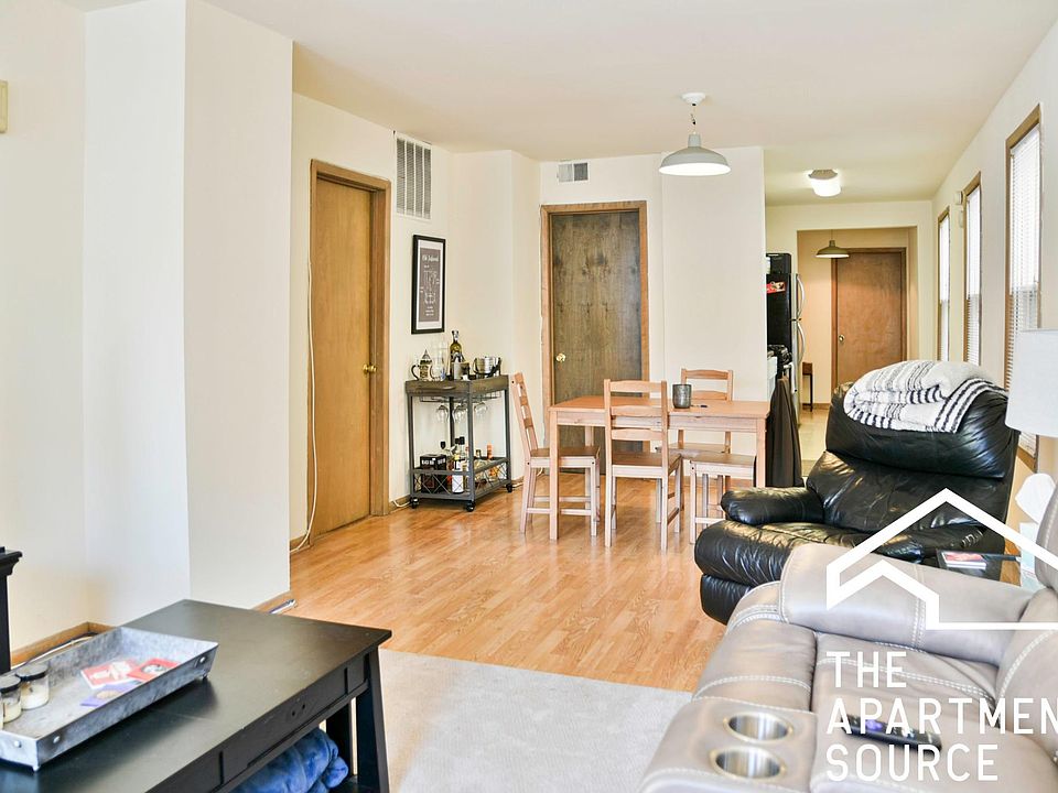 1st image of 1532 W Diversey Pkwy #2F