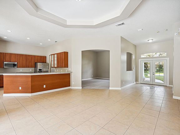 3rd image of 2311 SW Vardon Street