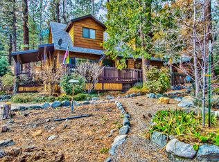 1869 Twin Lakes Dr, Wrightwood, CA 92397