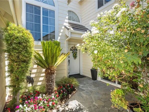 24450 Snowy Owl Ct, Santa Clarita, CA 91355