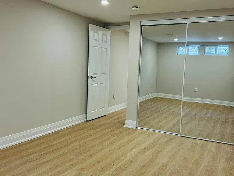 49 Edinburgh Rd #BASEMENT — Photo 3