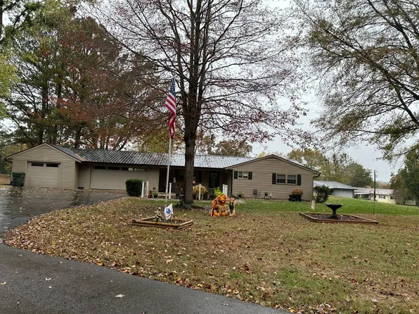 24 Sarver Dr, Springville, TN 38256