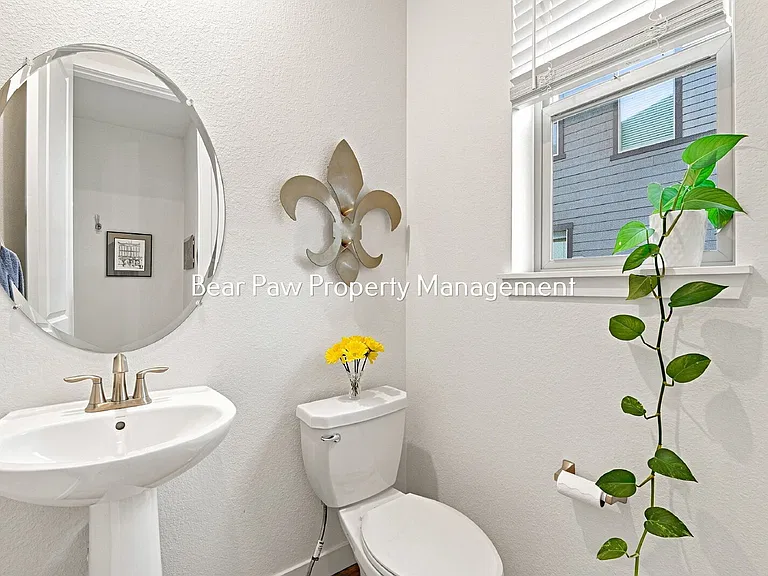 15742 W Girard Ave — Photo 9