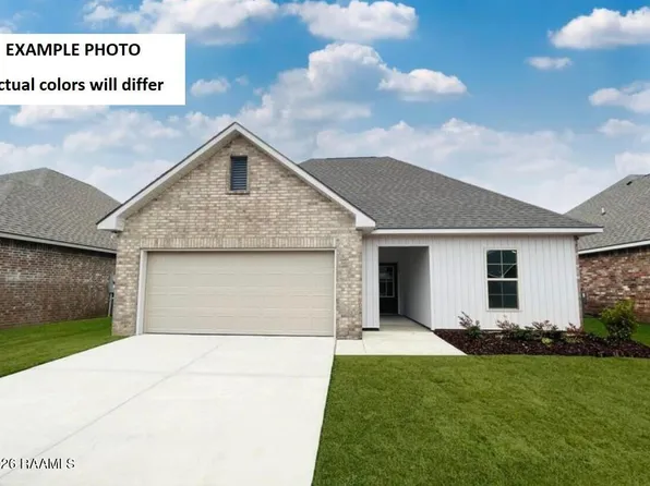 205 Nandina Dr, Scott, LA 70583