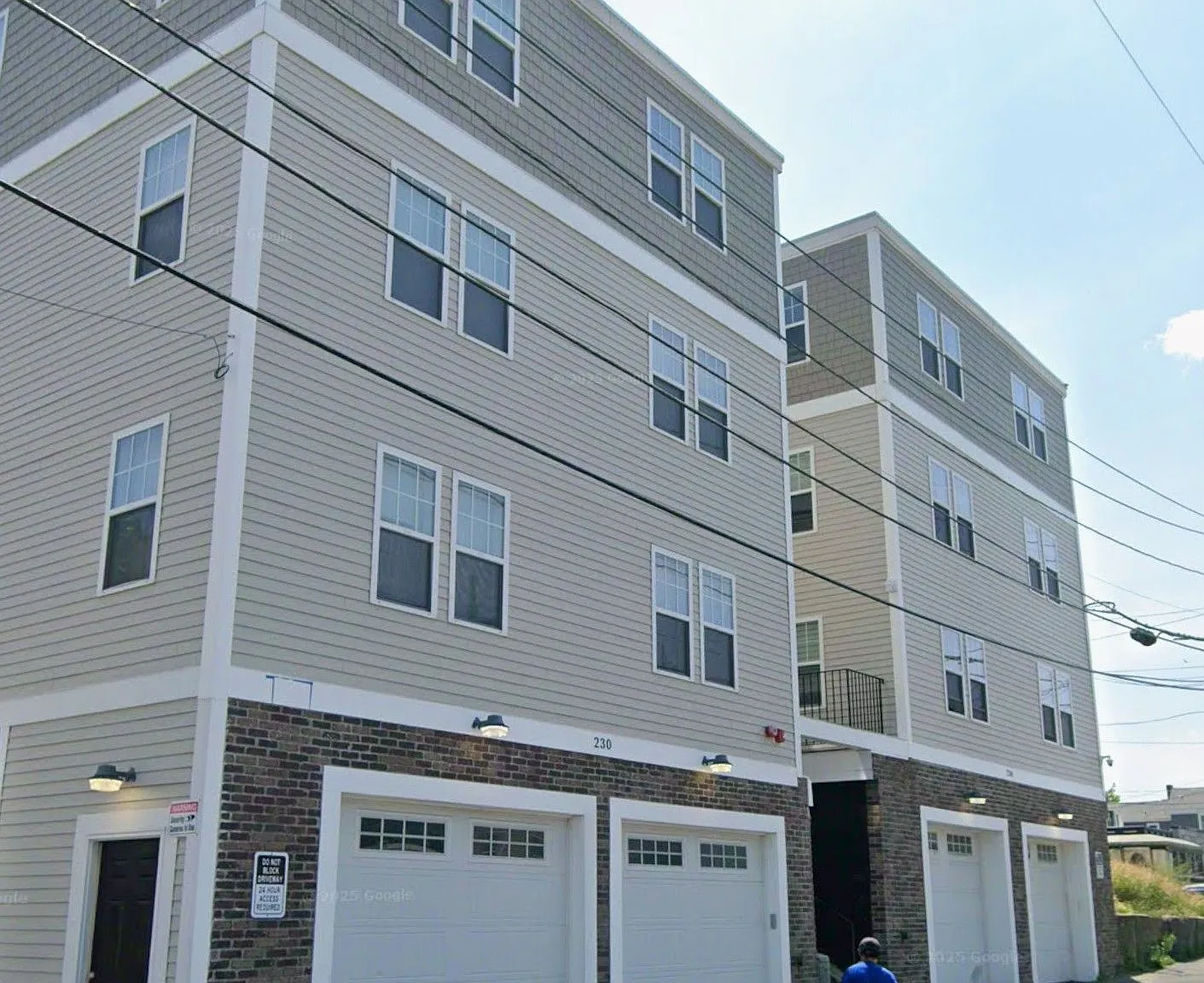 230 Appleton St — Photo 1