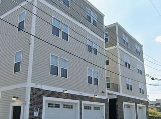 230 Appleton St #1, Lowell, MA 01852