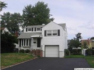 30 Gardner Pl, Parlin, NJ 08859