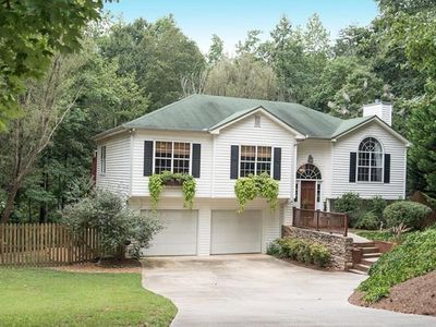 5028 Loving Rd, Flowery Branch, GA, 30542