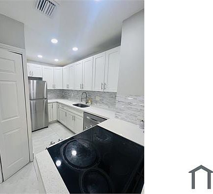 4th image of 1332 NW 3rd Ave
