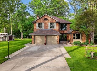 7056 Cook Rd, Middlesex Centre, ON N6P1P3