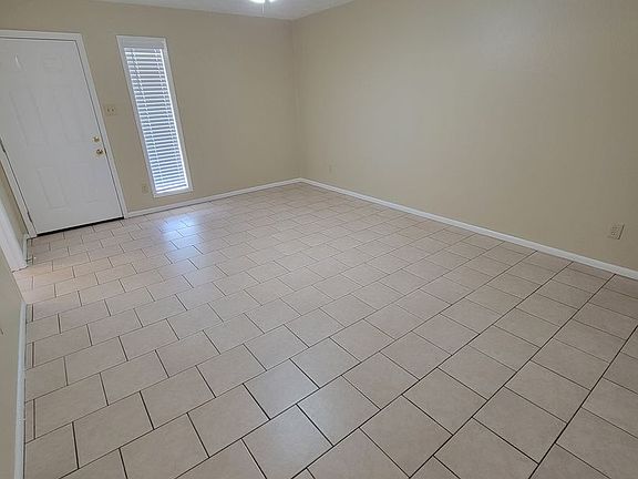 4th image of 717C Vassar Ct