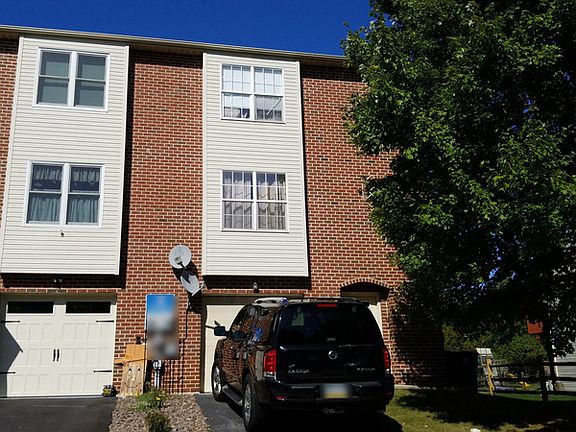 2nd image of 59 Olde Penn Dr