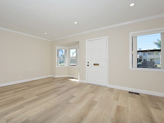5th image of 1604 N Hollywood Way #A