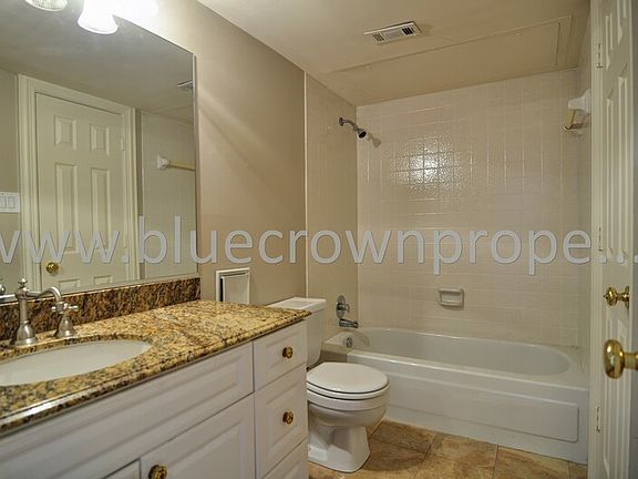 3rd image of 7640 W Greenway Blvd APT 7K