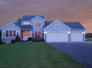 12710 Watson Rd, Bath, MI 48808