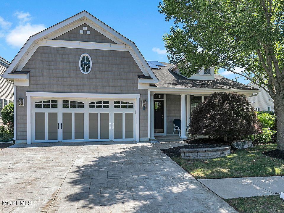 1st image of 10 Iselin Lane
