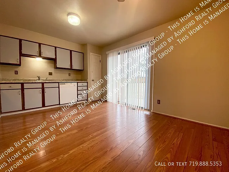 2308 Vintage Dr — Photo 9
