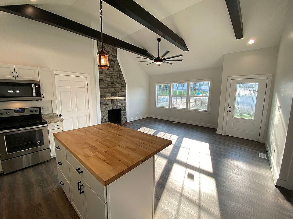 2nd image of 247 Lyons Dr