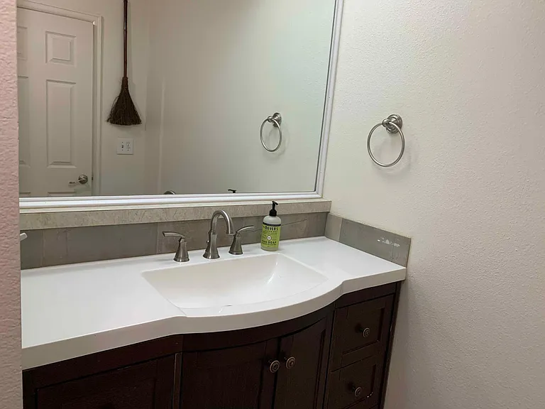 812 City Park Ave #101 — Photo 9