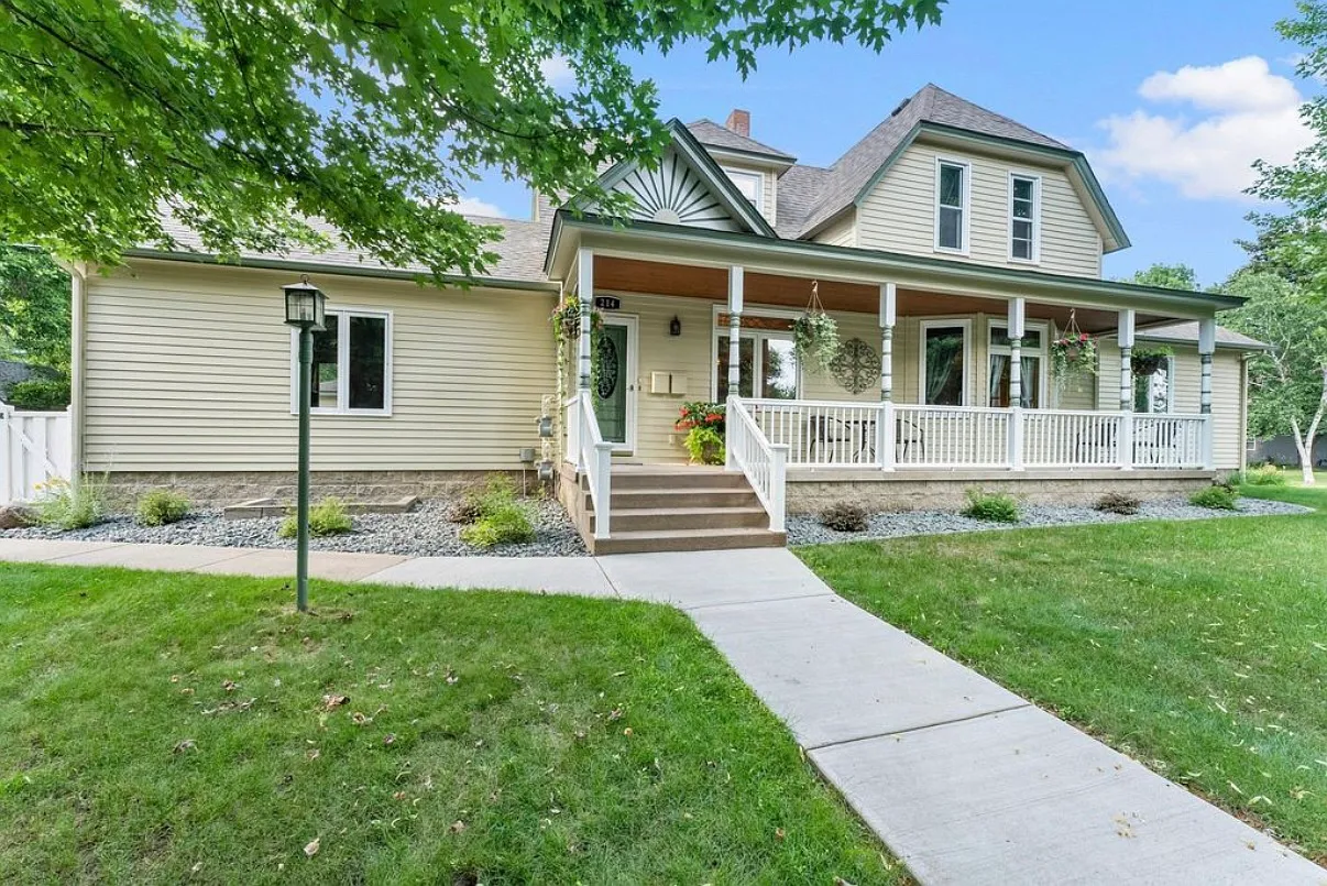 1 bed, 600 sqft, $1,199 — Photo 2