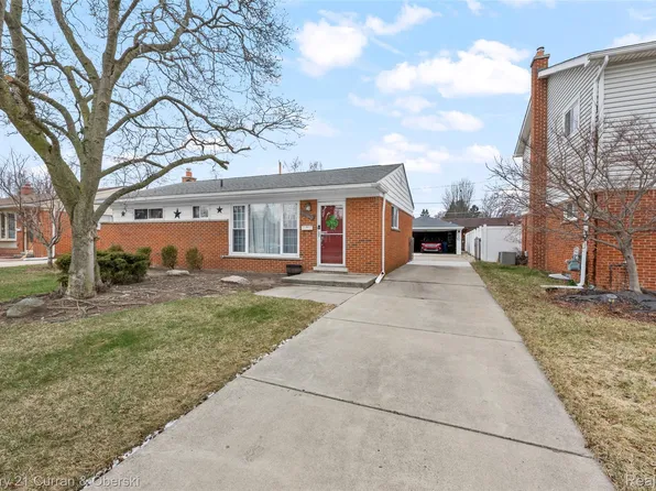 8423 Norborne Ave, Dearborn Heights, MI 48127