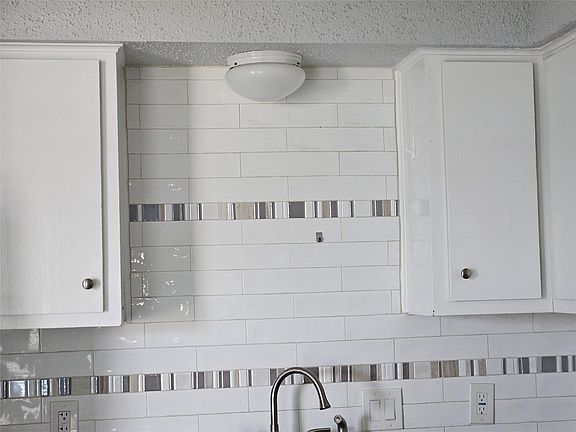 3rd image of 105 E Boyce St #A