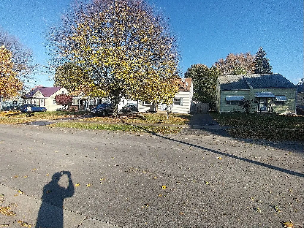 88 Alcott Rd photo 1