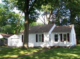 113 Fairview St, Longmeadow, MA 01106