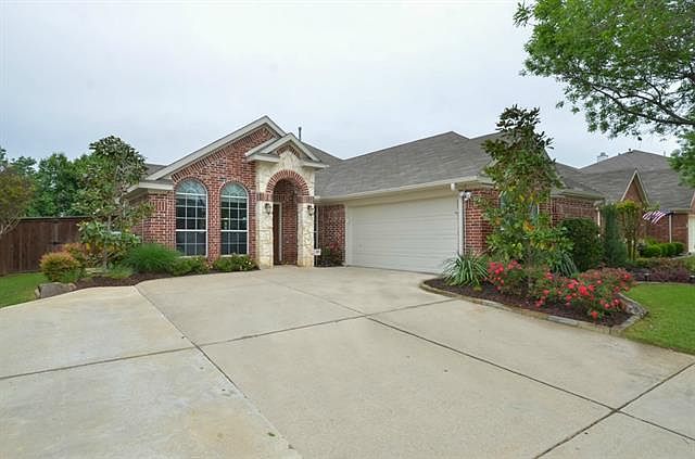 1st image of 3513 Saint Johns Dr