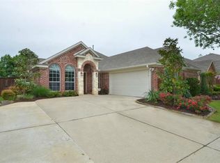 3513 Saint Johns Dr, Denton, TX 76210