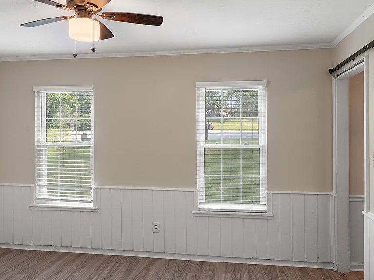 715 Cool Brook Ct — Photo 13