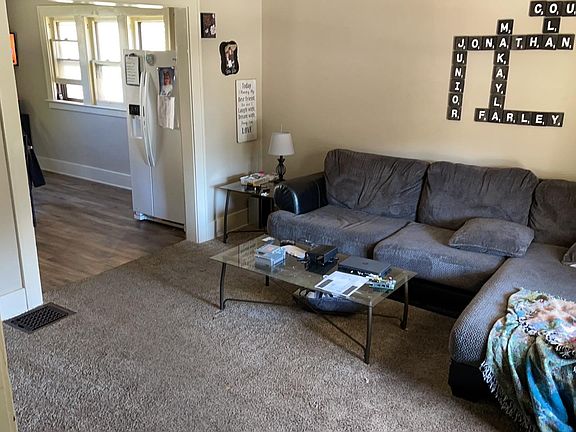 2nd image of 438 Richmond Ave #1