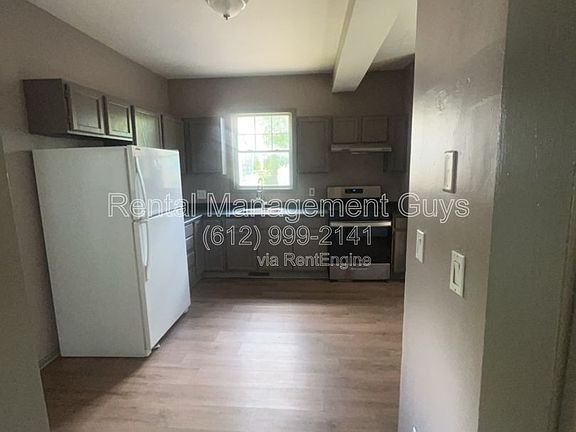 4th image of 2205 10th Ave S