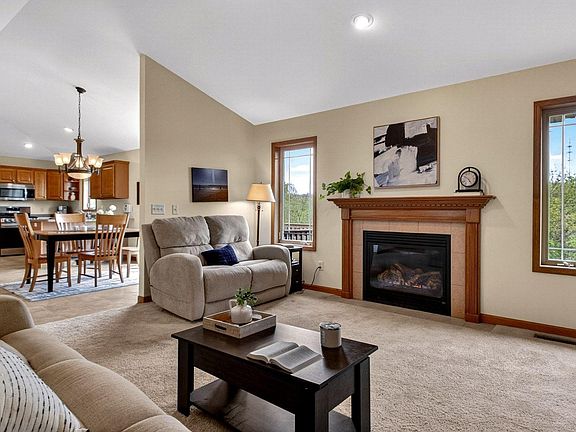3rd image of 4409 Echo Valley Dr